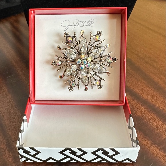 Crystal brooch/pin in goldtone - Picture 1 of 3